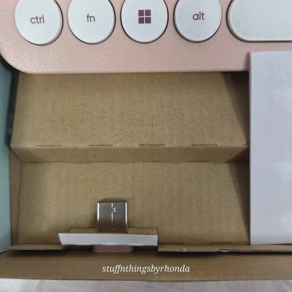 NIB Surf Onn 78 Key Pink Compact Wireless Keyboard Box USB Dongle With Batteries
